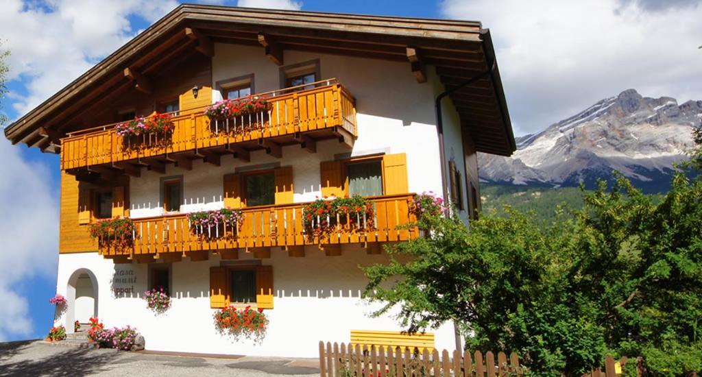 Ciasa De Munt Apartment La Villa  Luaran gambar